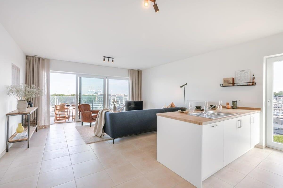 Huswell - Lovely New Apartment At The Harbor + Parking Брюгге Экстерьер фото